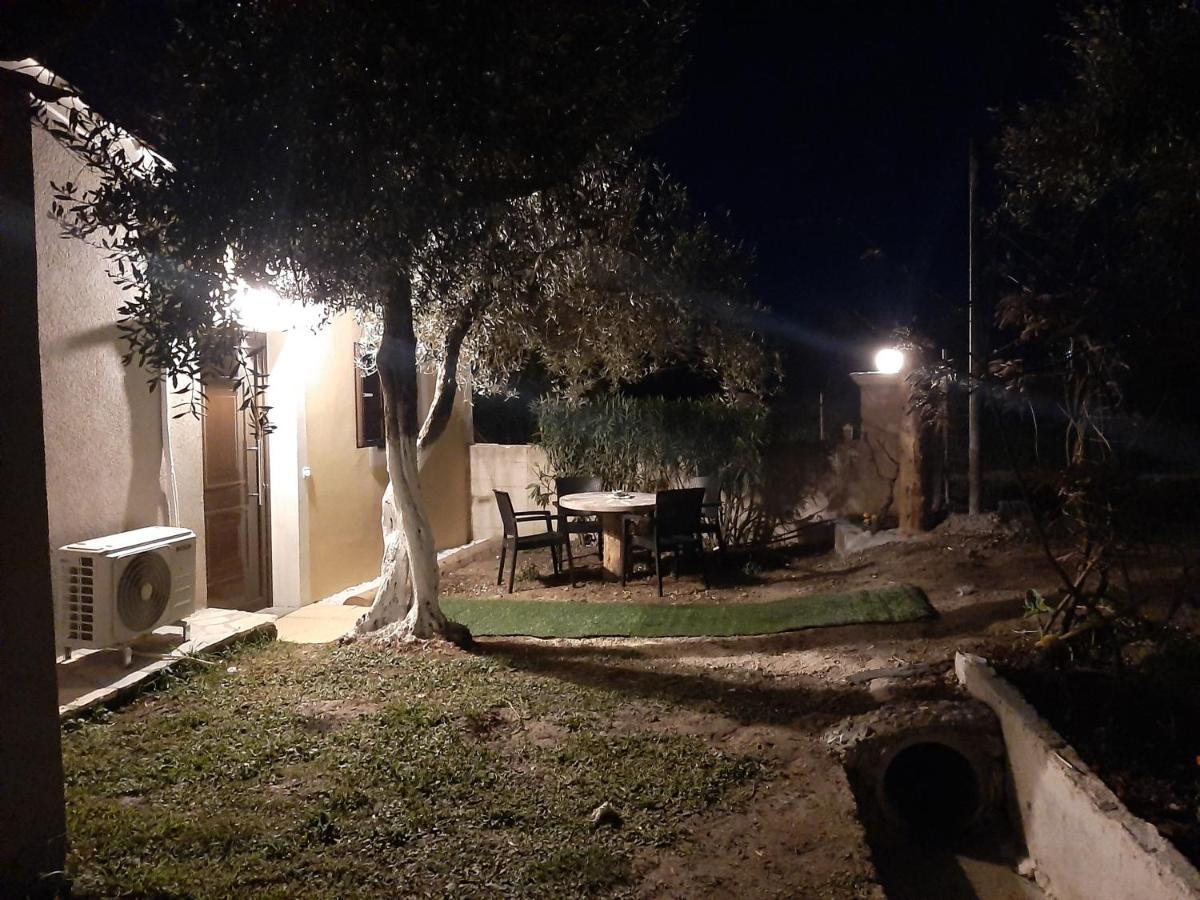 Vila Terezina Wood House Kanakádes Exteriér fotografie