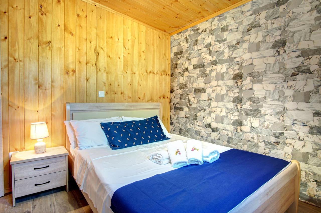 Vila Terezina Wood House Kanakádes Exteriér fotografie