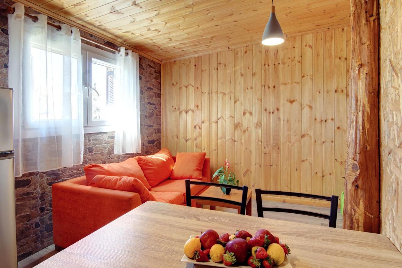 Vila Terezina Wood House Kanakádes Exteriér fotografie